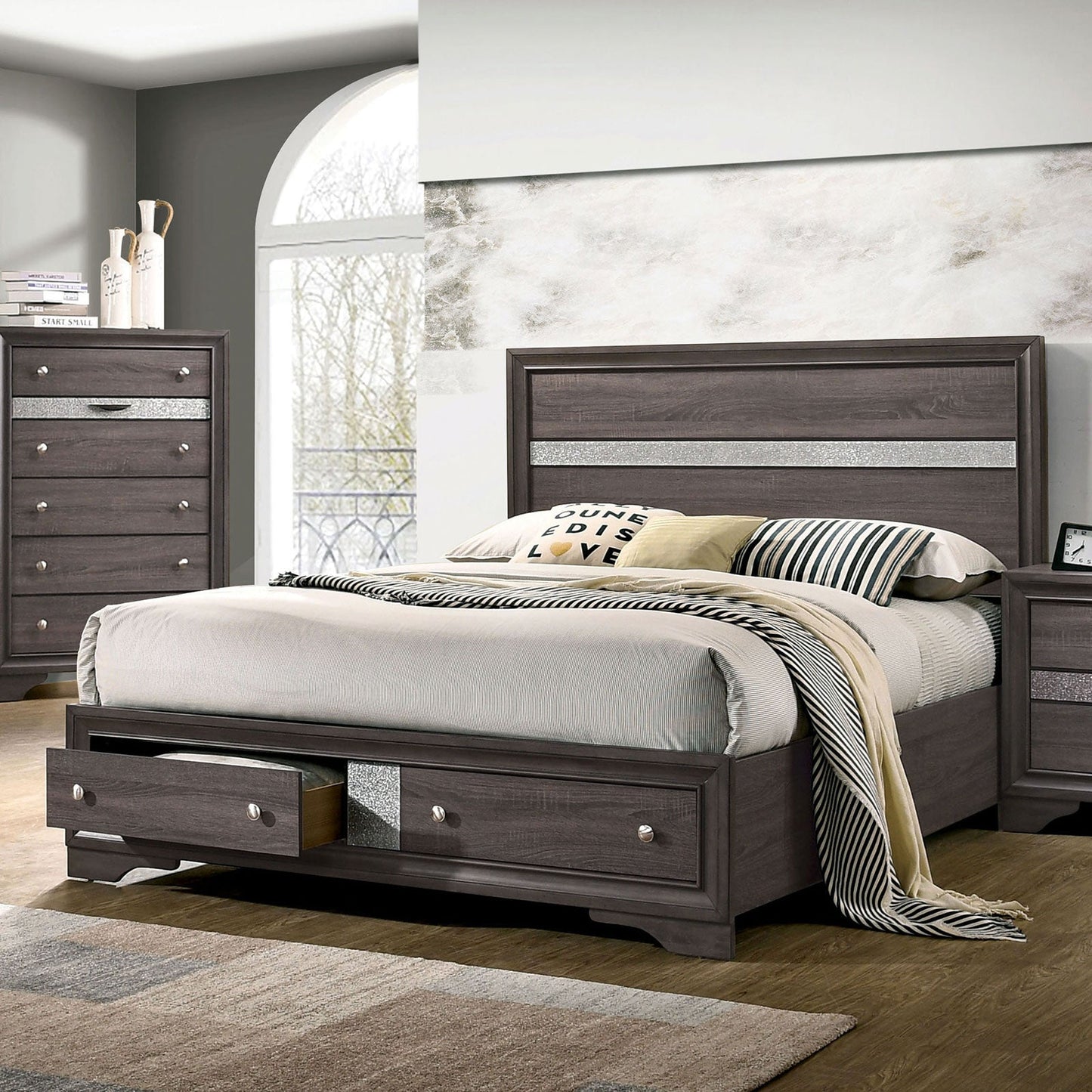 Chrissy Gray Queen Bed - ATL FURNITURE