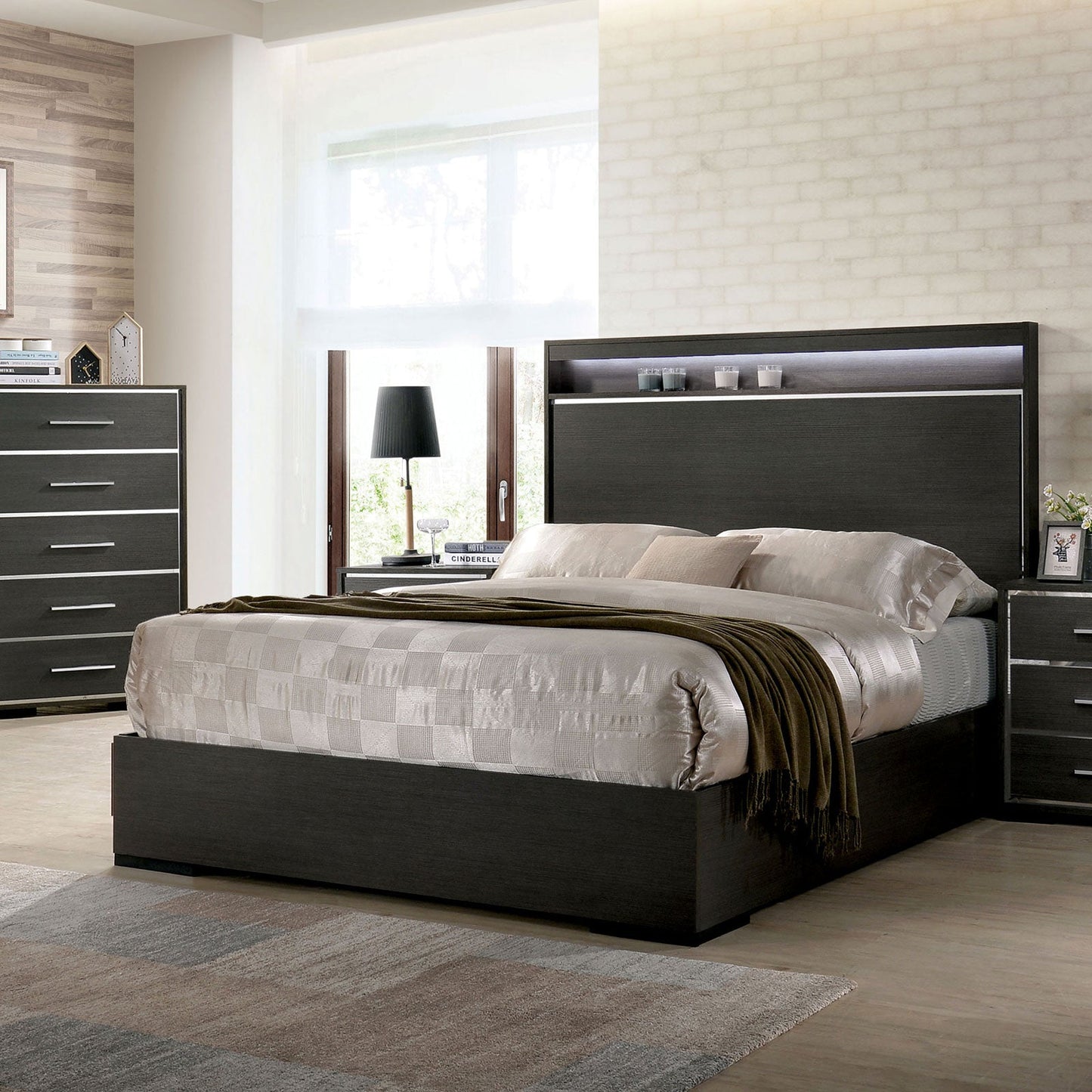 Camryn Warm Gray Queen Bed - ATL FURNITURE