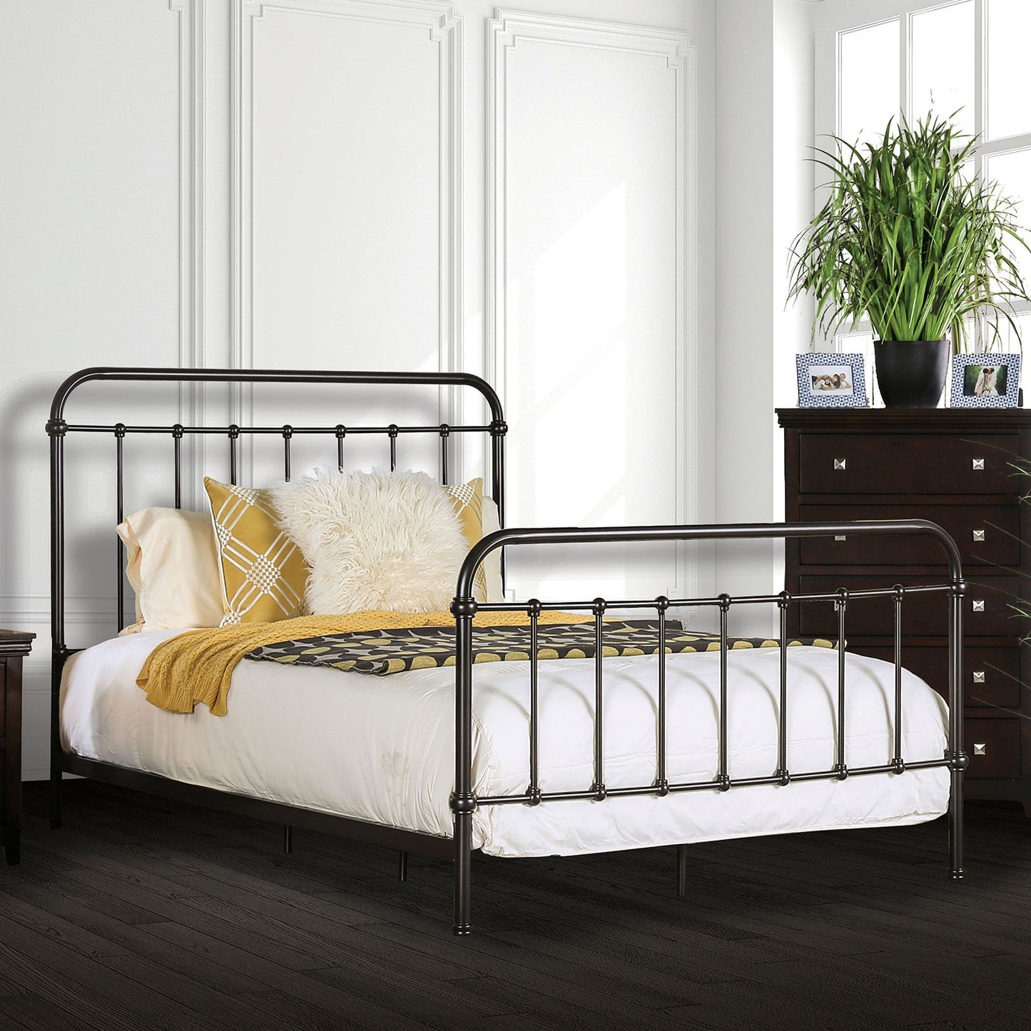 IRIA Dark Bronze Queen Bed - ATL FURNITURE