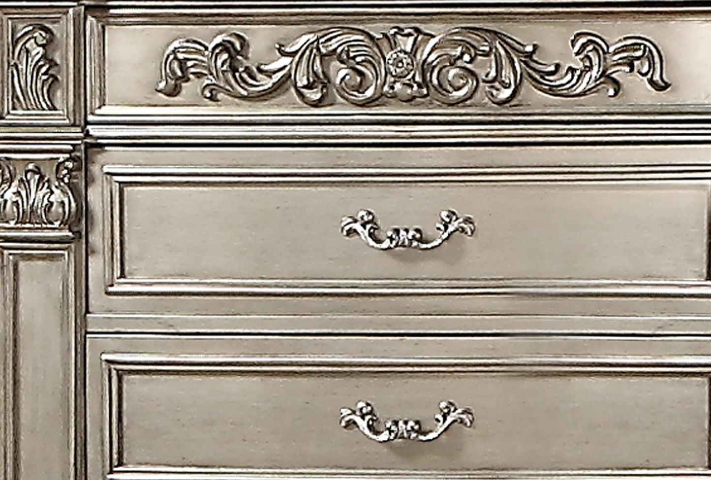Platinum Traditional Style Chest in Gold finish Wood - ATL FURNITURE