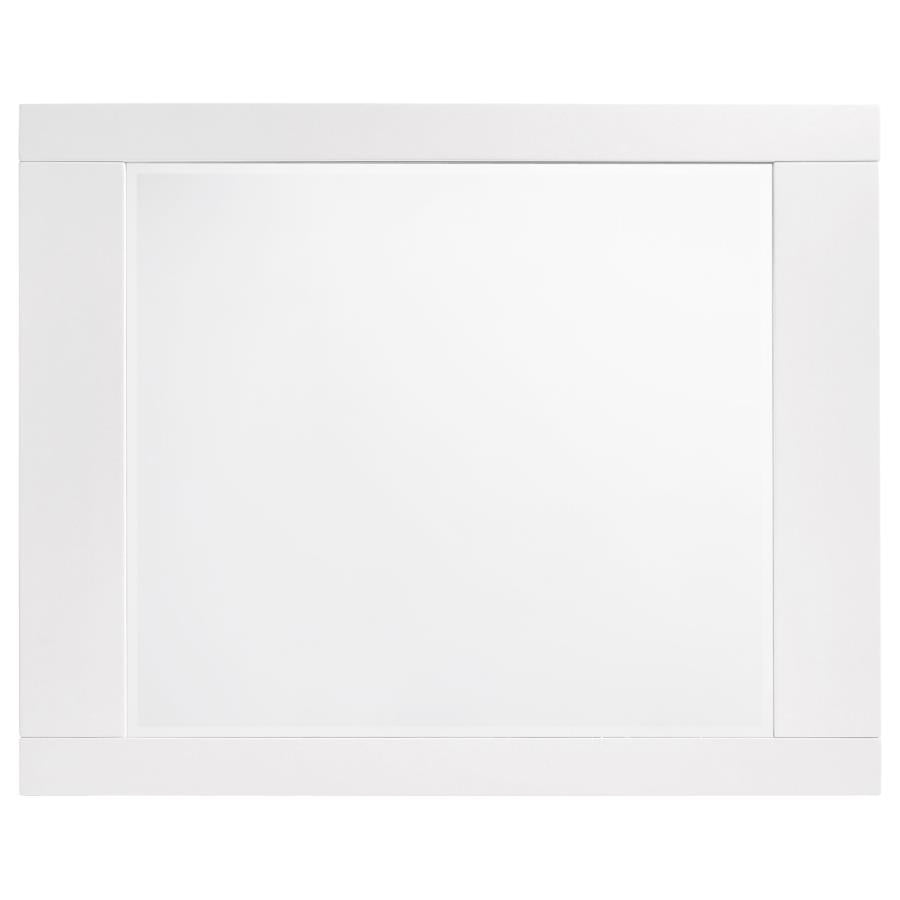 Felicity 4-Piece Queen Platform Bedroom Set White