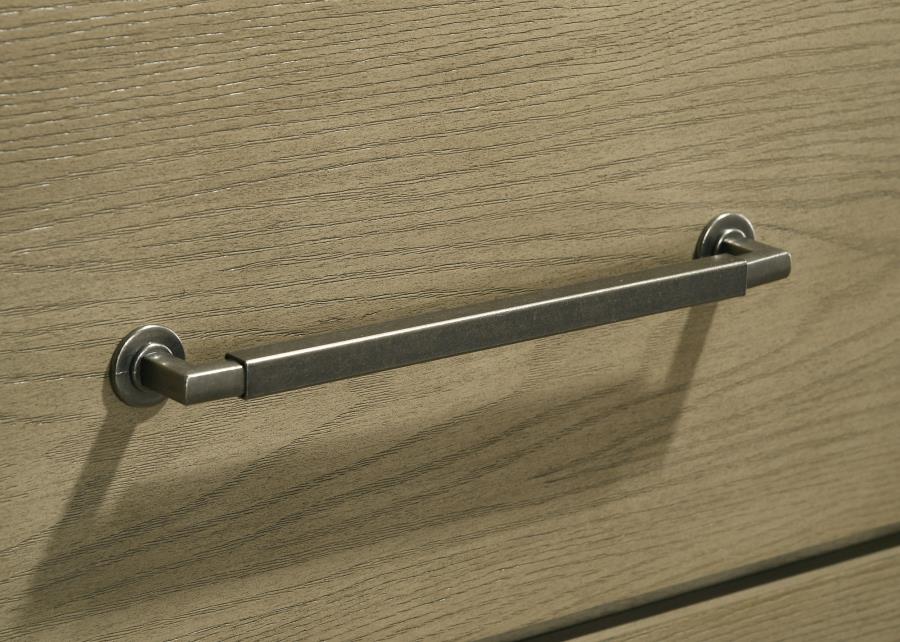 Hazlewood 4-Piece Eastern King Bedroom Set Vineyard Oak