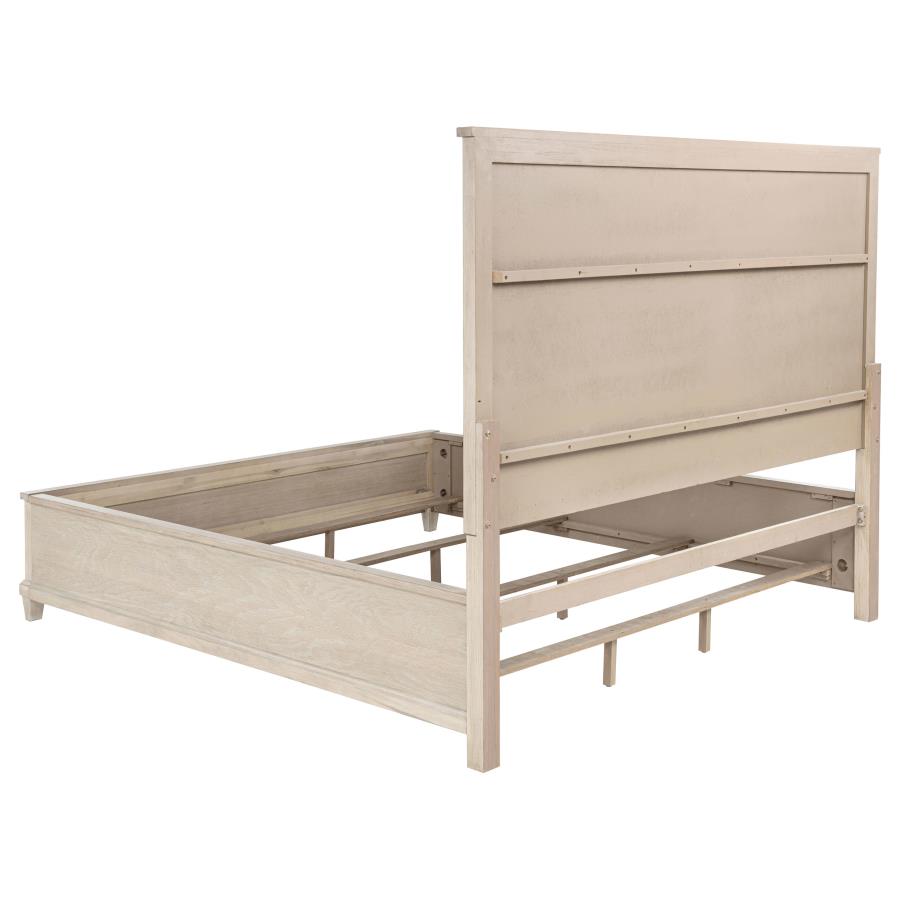 Pembroke 4-Piece Eastern King Bedroom Set Washed Oak