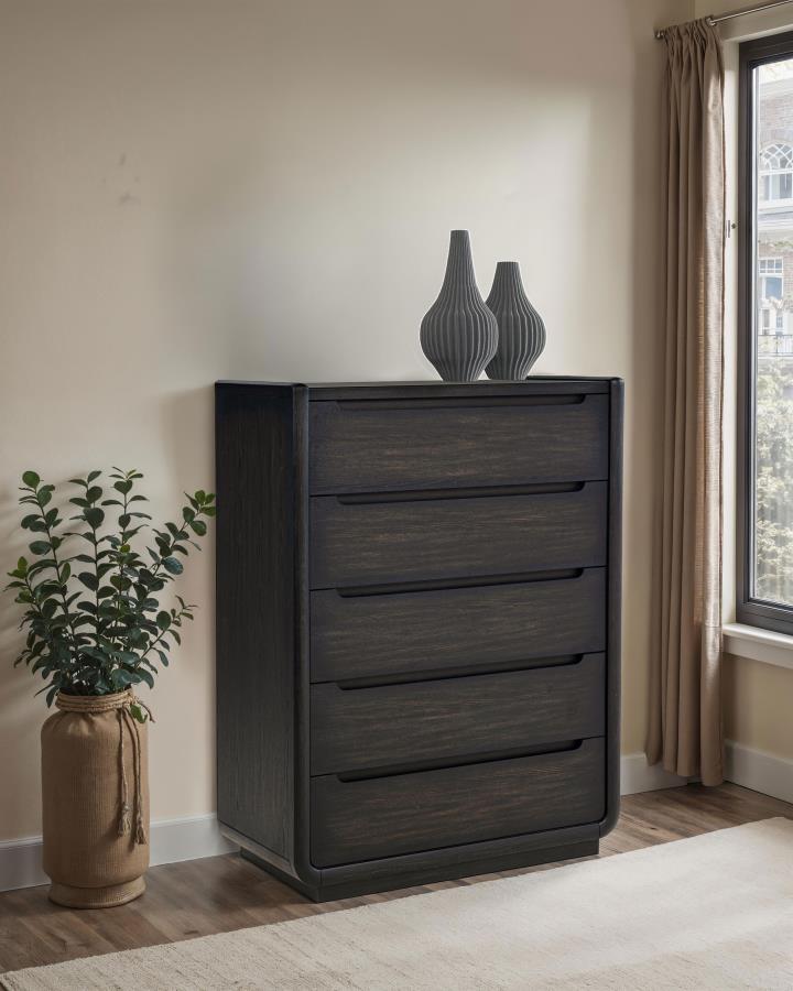 Leandro 5-Drawer Bedroom Chest Of Drawers Burnished Black