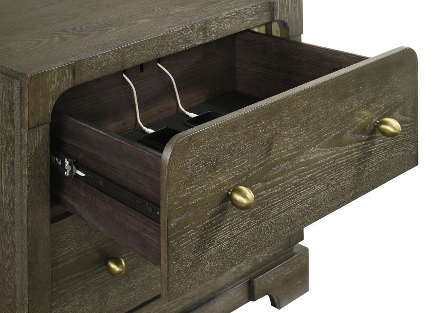 Gran Park 5-Piece Queen Bedroom Set Dark Cocoa