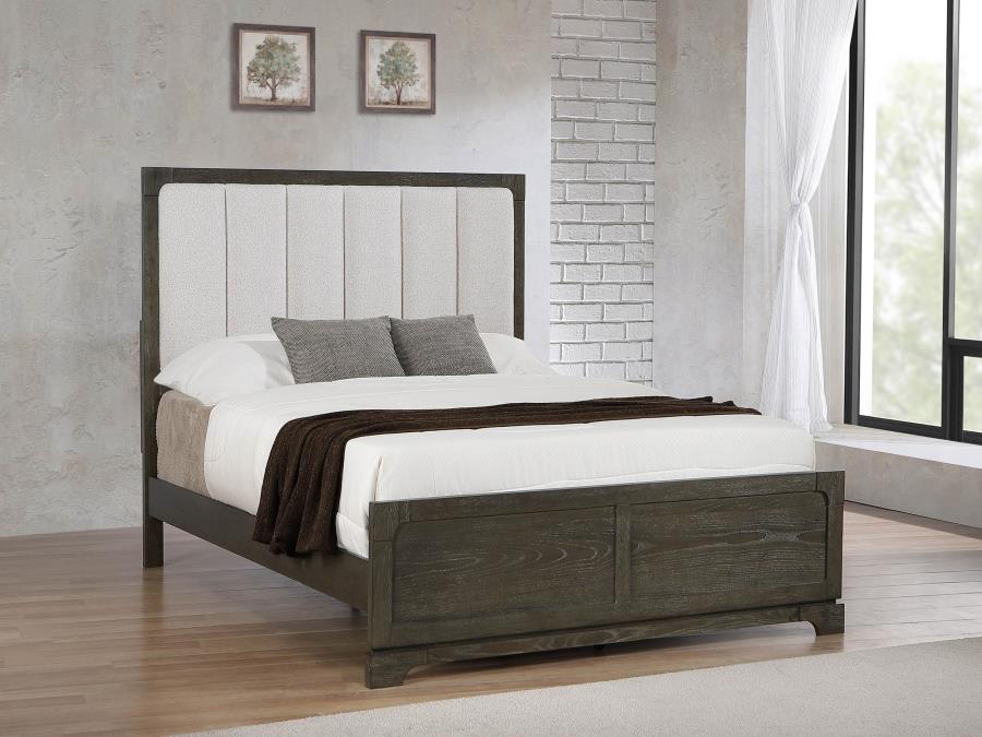 Gran Park 59-Inch Queen Panel Bed Dark Cocoa