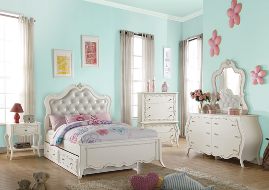 Edalene PU & Pearl White Full Bed - ATL FURNITURE