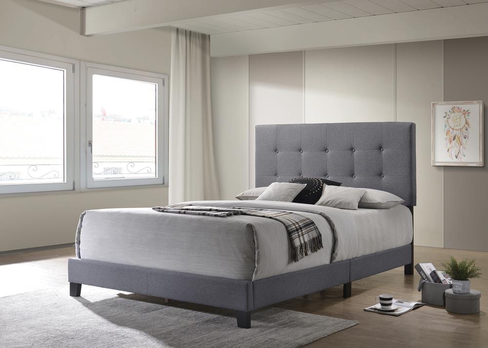 G305747 Queen Bed - ATL FURNITURE