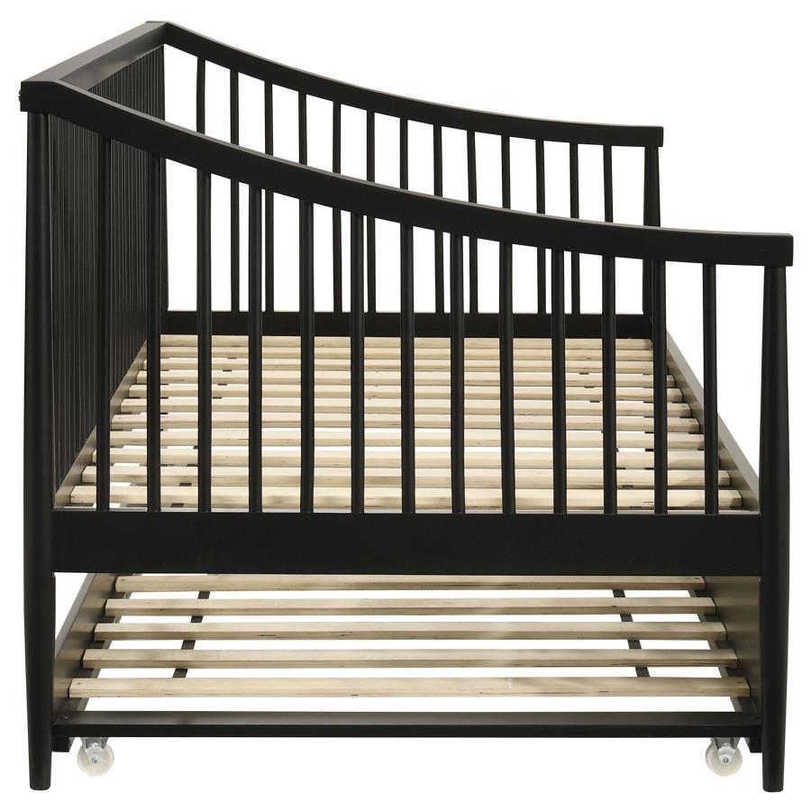 Twin Daybed W/ Trundle