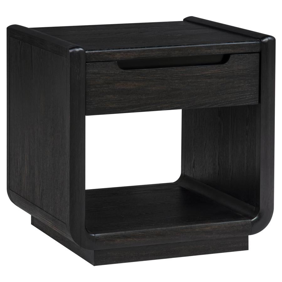 End & Side Table