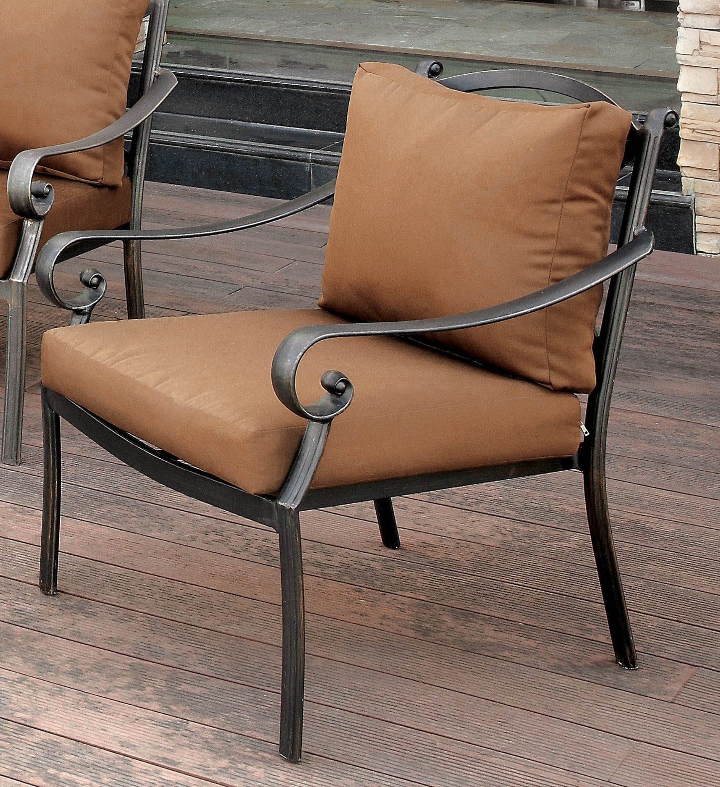 BONQUESHA I Brown/Distressed Black Arm Chair - ATL FURNITURE