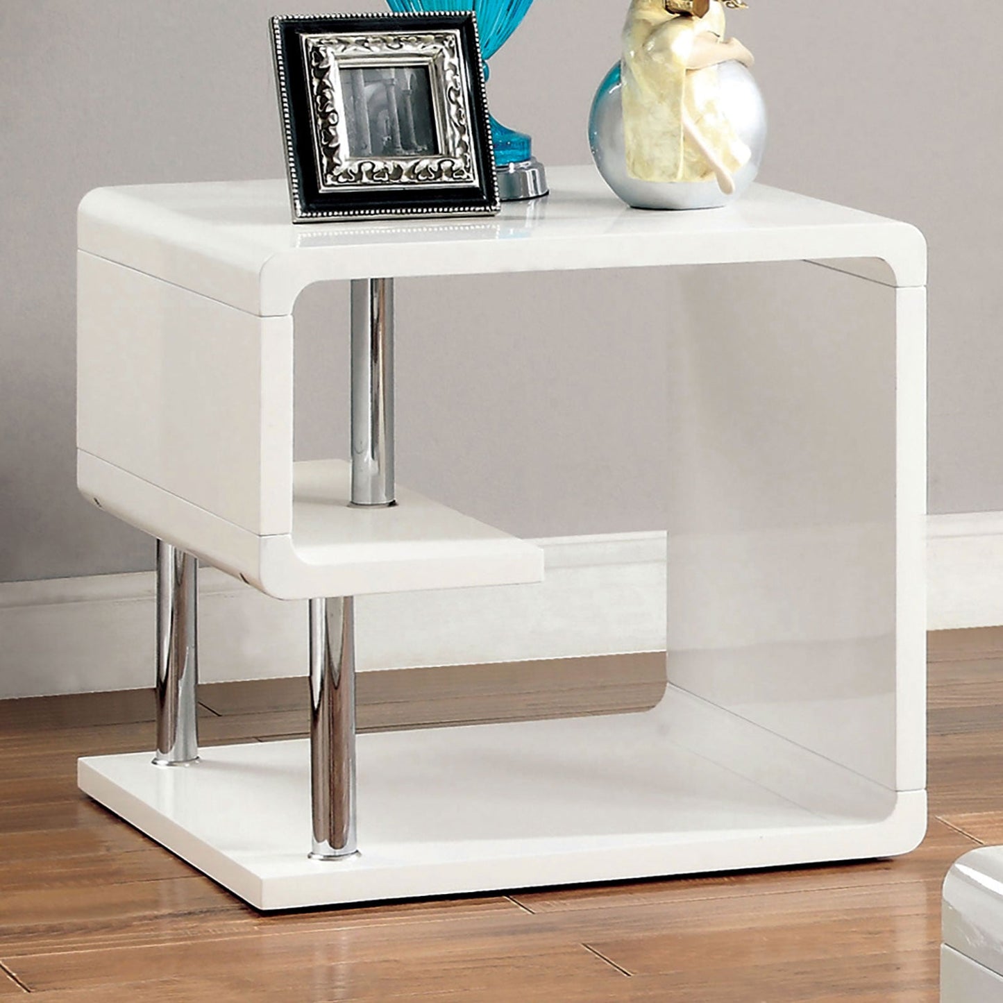 Ninove I White/Chrome End Table - ATL FURNITURE