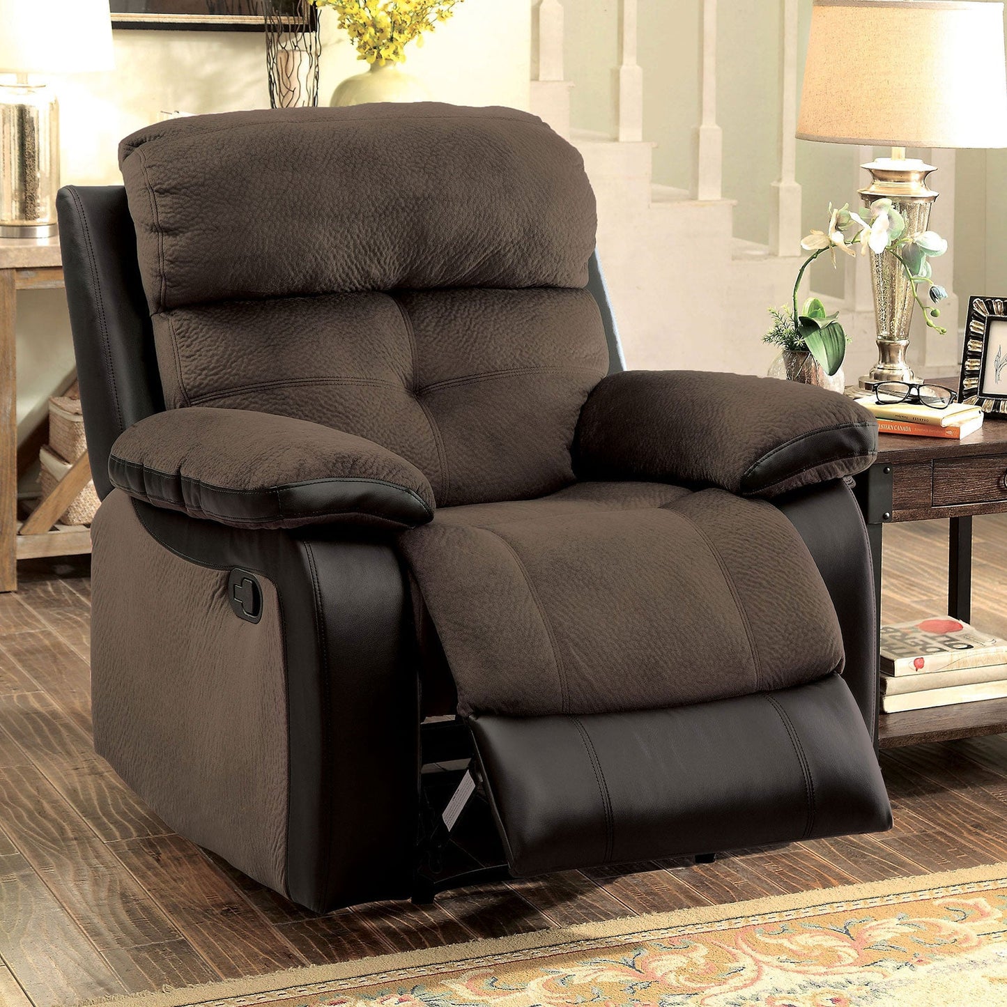 Hadley I Brown/Black Chair - ATL FURNITURE