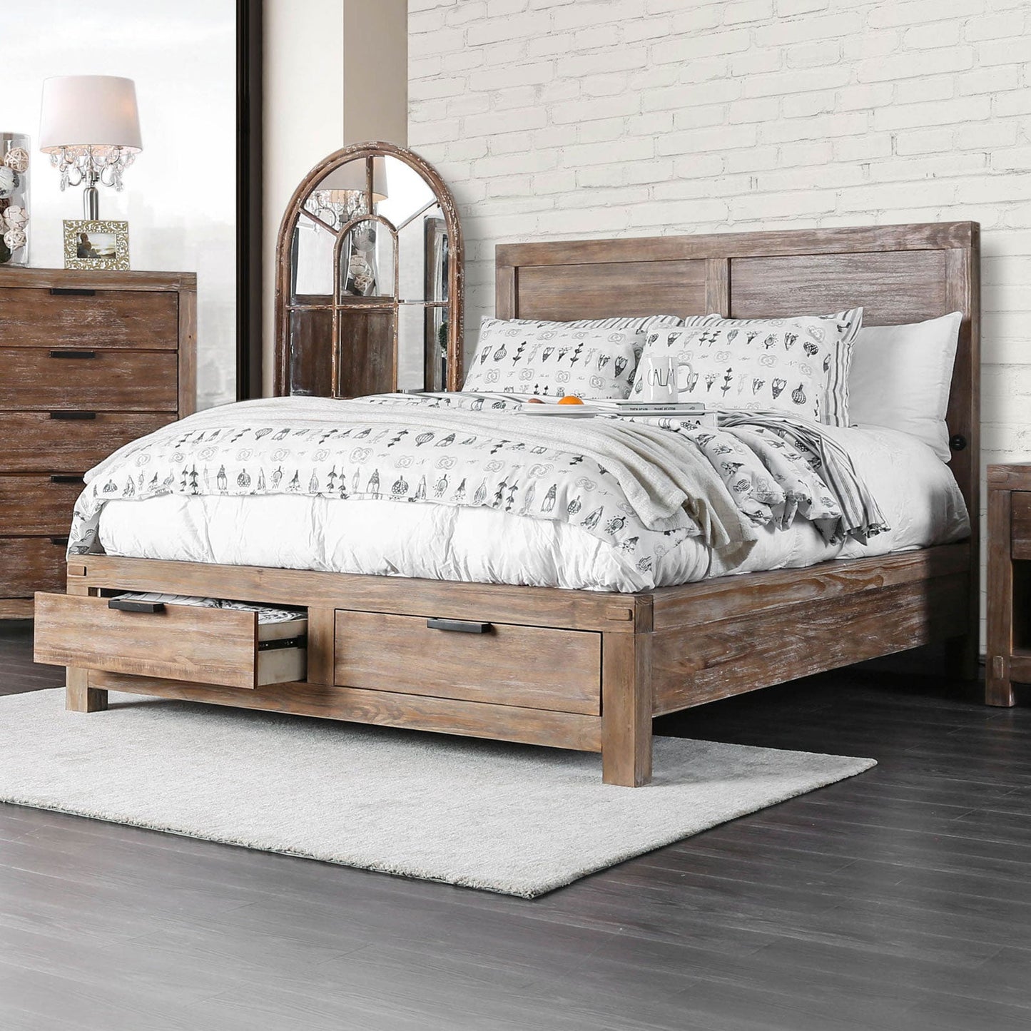 Wynton Weathered Light Oak E.King Bed - ATL FURNITURE