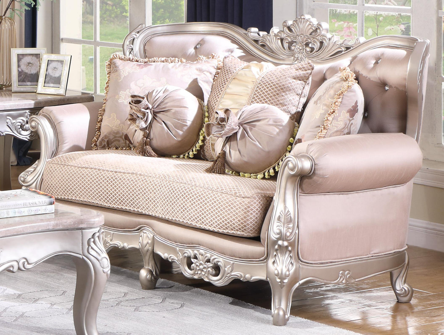 Daisy Traditional Style Loveseat in Pearl finish Wood - ATL FURNITURE