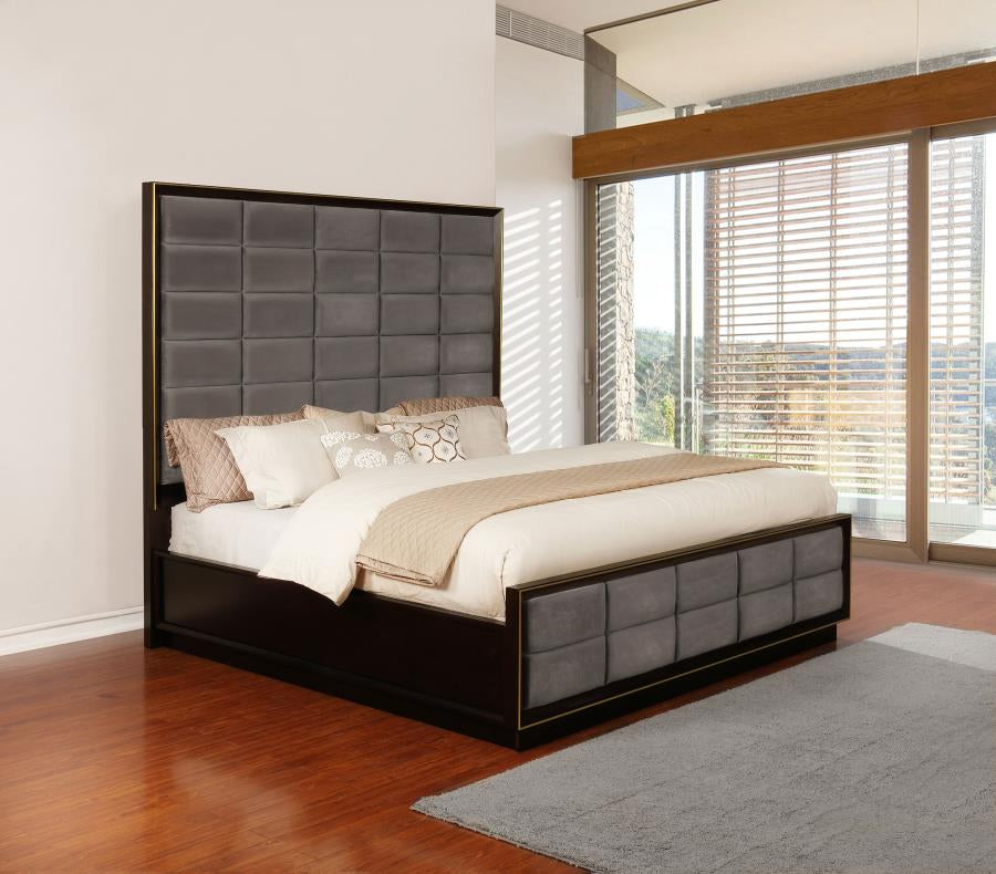 Durango Wood Eastern King Panel Bed Smoked Peppercorn