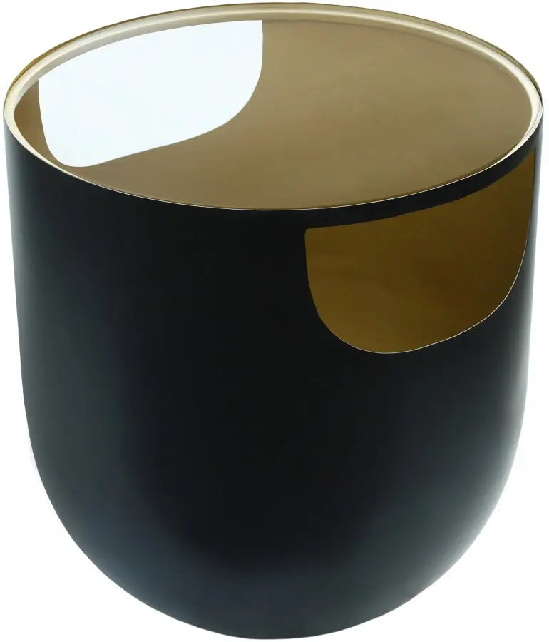 Doma End Table In Black And Gold