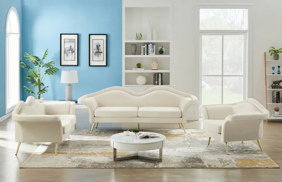 Meridian Furniture - Lips Velvet Loveseat In Cream- 607Cream-L - ATL FURNITURE