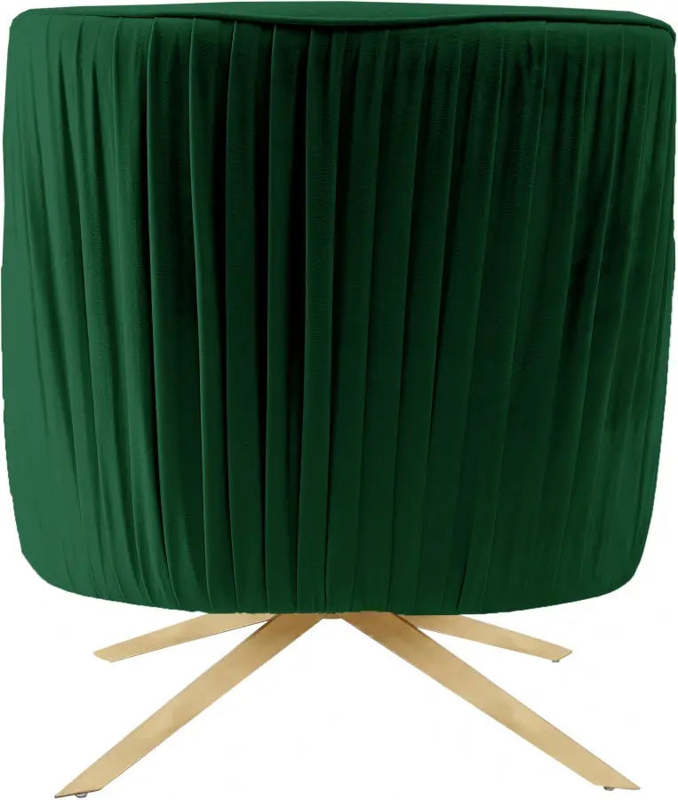 Meridian Furniture - Paloma Velvet Swivel Accent Chair In Green - 585Green - ATL FURNITURE