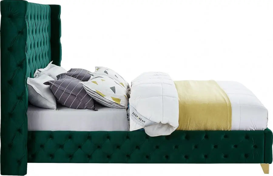 Meridian Furniture - Savan Velvet Queen Bed In Green - Savangreen-Q - ATL FURNITURE