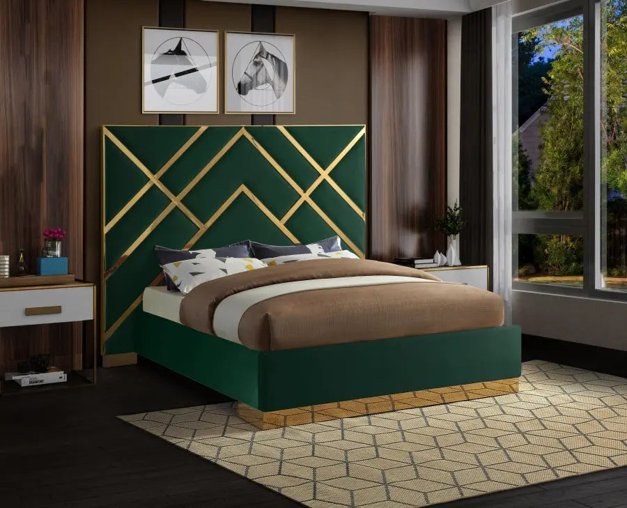 Vector Velvet King Bed In Green - ATL FURNITURE