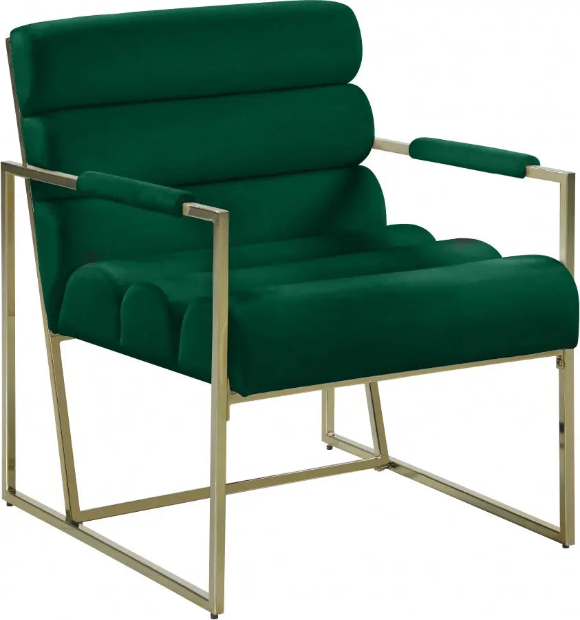 Meridian Furniture - Wayne Velvet Accent Chair In Green - 526Green - ATL FURNITURE