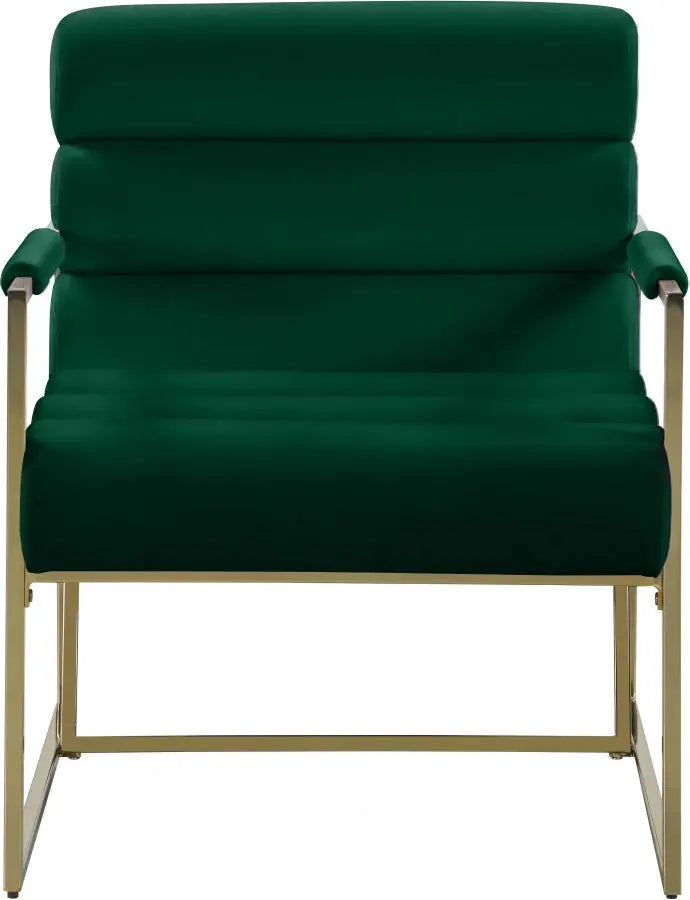 Meridian Furniture - Wayne Velvet Accent Chair In Green - 526Green - ATL FURNITURE