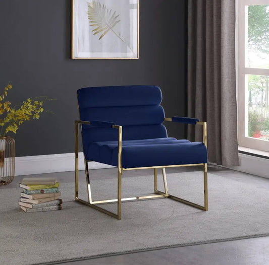 Meridian Furniture - Wayne Velvet Accent Chair In Navy - 526Navy - ATL FURNITURE