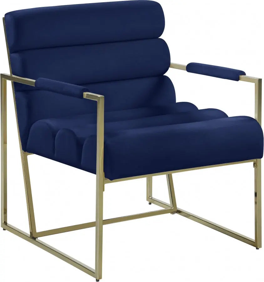 Meridian Furniture - Wayne Velvet Accent Chair In Navy - 526Navy - ATL FURNITURE