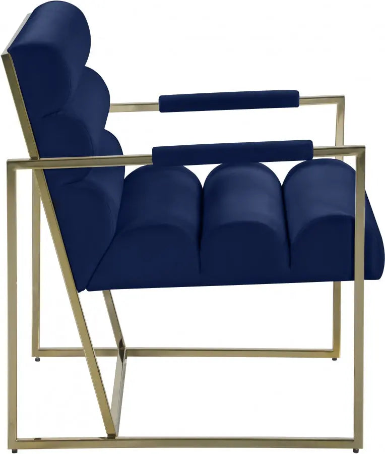 Meridian Furniture - Wayne Velvet Accent Chair In Navy - 526Navy - ATL FURNITURE