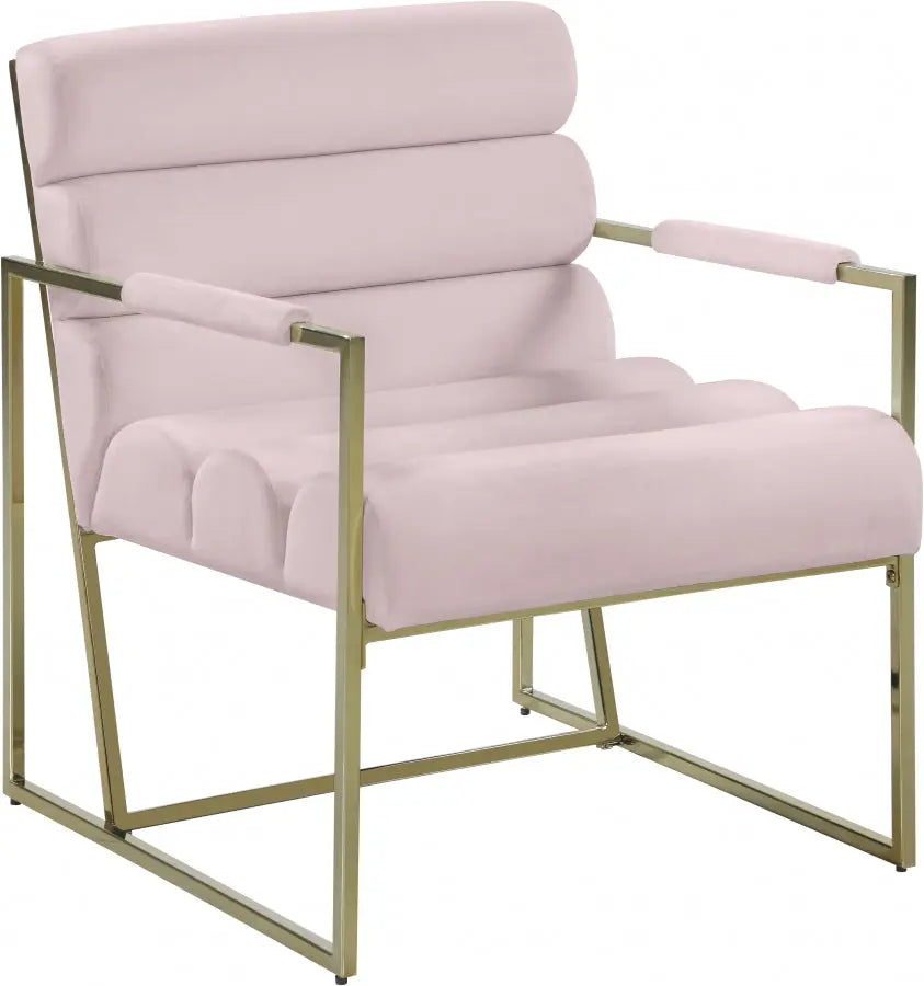 Meridian Furniture - Wayne Velvet Accent Chair In Pink - 526Pink - ATL FURNITURE