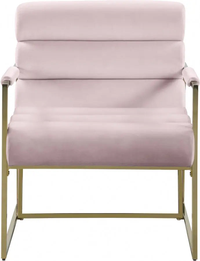 Meridian Furniture - Wayne Velvet Accent Chair In Pink - 526Pink - ATL FURNITURE